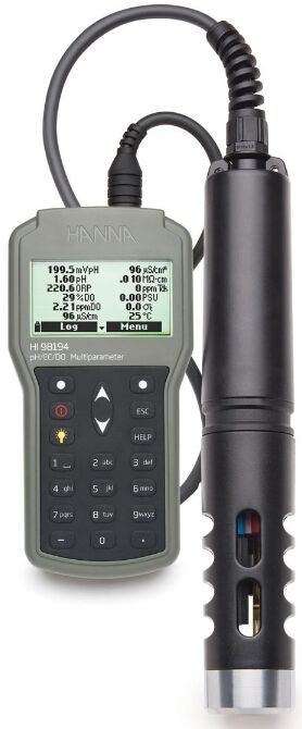 水質(zhì)分析監(jiān)測儀