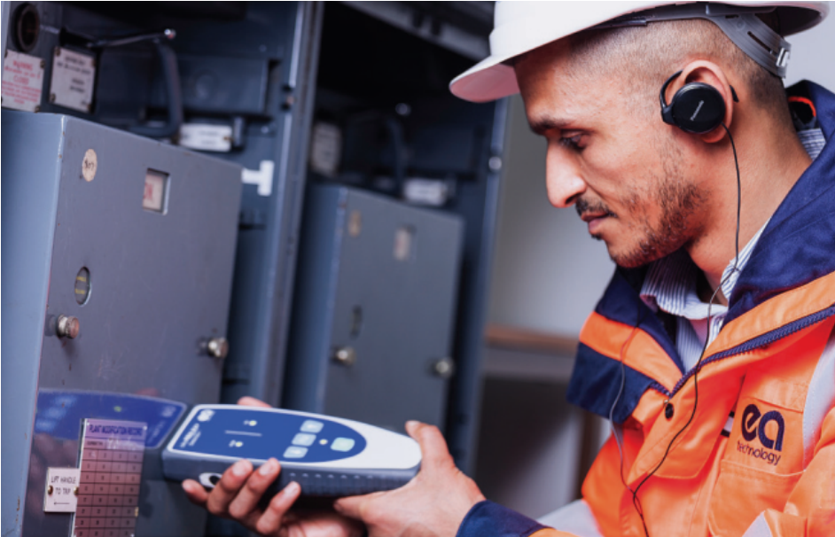 英國EA UltraTEV Detector2手持式開關(guān)柜局放儀