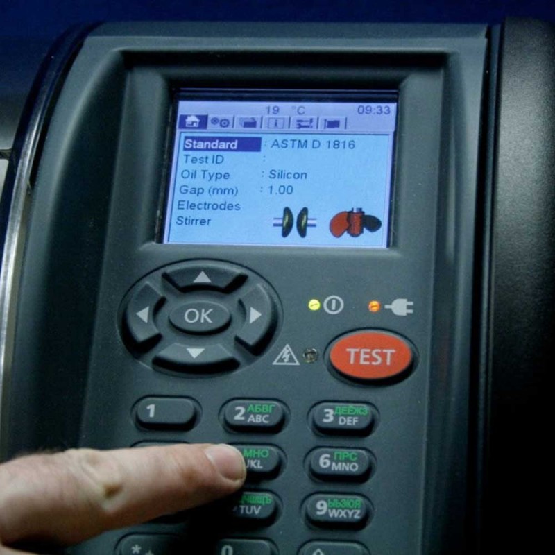 OTS便攜式<a href='http://m.coblite.com.cn/Ppzq/b2.html'>絕緣油測(cè)試儀</a>