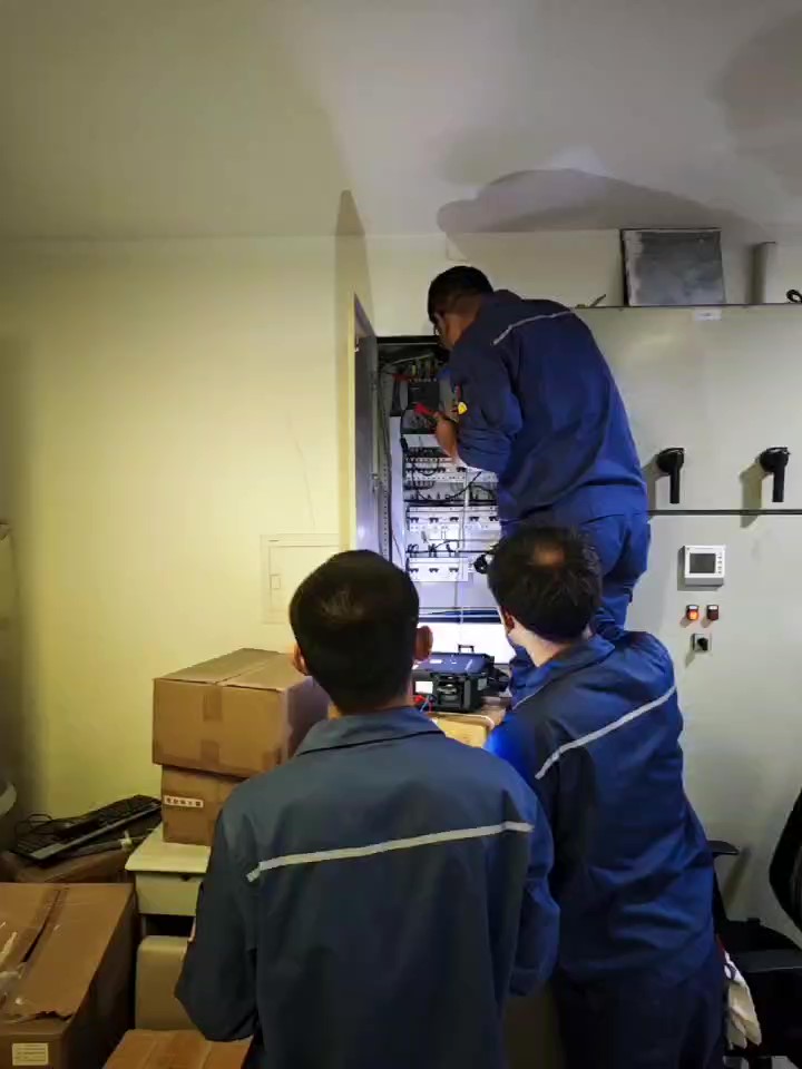 <a href='http://m.coblite.com.cn/Cpzx/dianlanceshiyi/ariadna.html'>Ariadna CI</a>