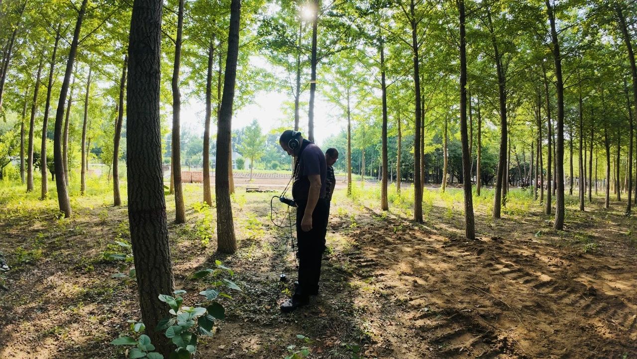 大海聽漏儀檢測現(xiàn)場 大海聽漏儀檢測現(xiàn)場